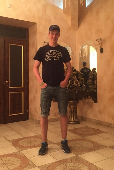 Владимир Топорков